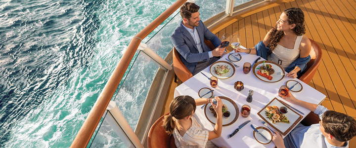 Das Upgrade Free at Sea macht aus Ihrer Kreuzfahrt ein perfektes Inklusiverlebnis – mit unbegrenzten Premium Drinks, internationaler Spezialitätenküche und mehr.